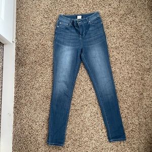 Fashion Nova skinny jeans size 7/28